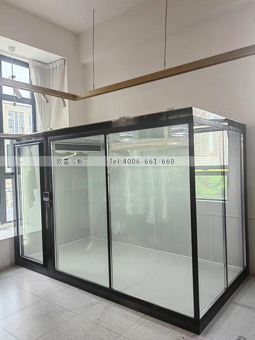 玻璃冷庫(kù).jpg