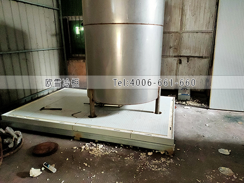 冷庫(kù)安裝.jpg 冷庫(kù)安裝.jpg